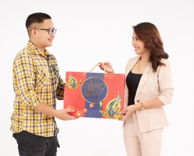 Bảng giá quà tặng Tết 2023 | Combo quà tặng VIP Tuệ Lâm